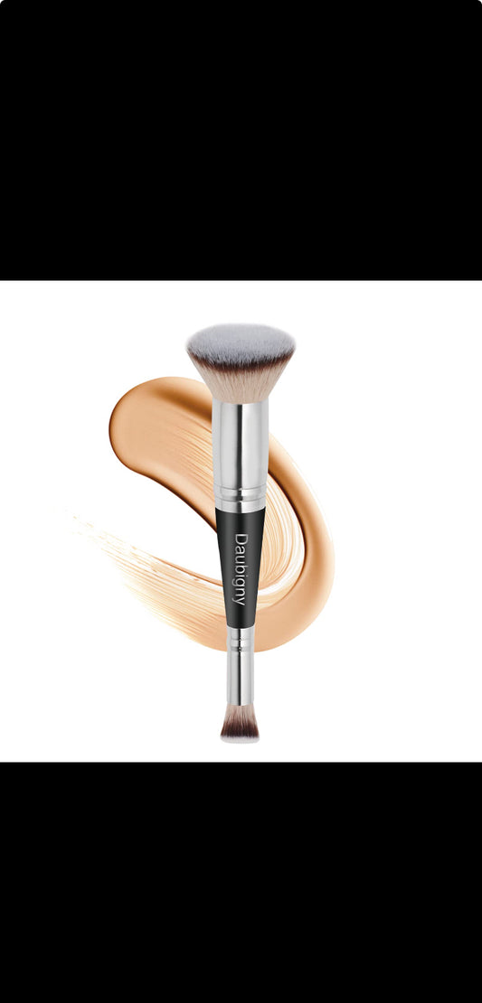 All-in-One Dual-Head Makeup Brush – Foundation, Blush, Eyeshadow